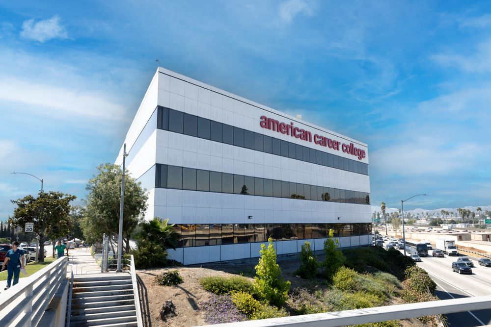 American Career College