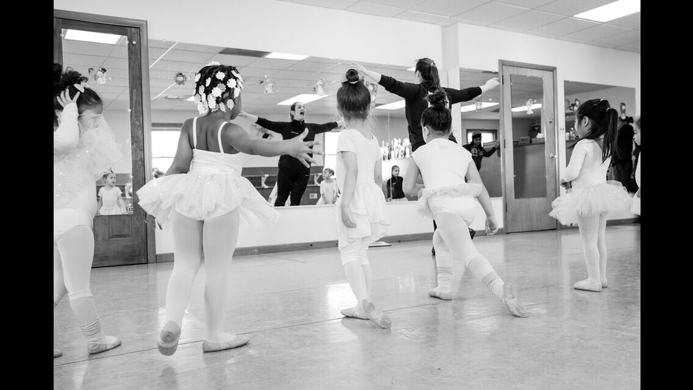 Step by Step Dance Expressions