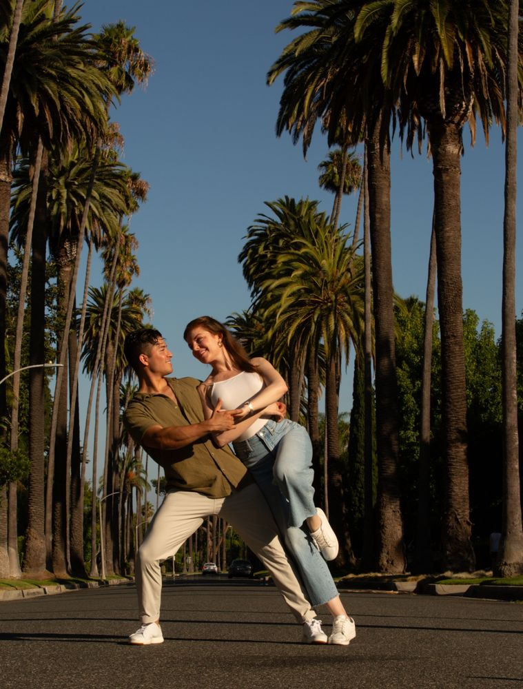 Los Angeles Salsa and Bachata Dance Academy