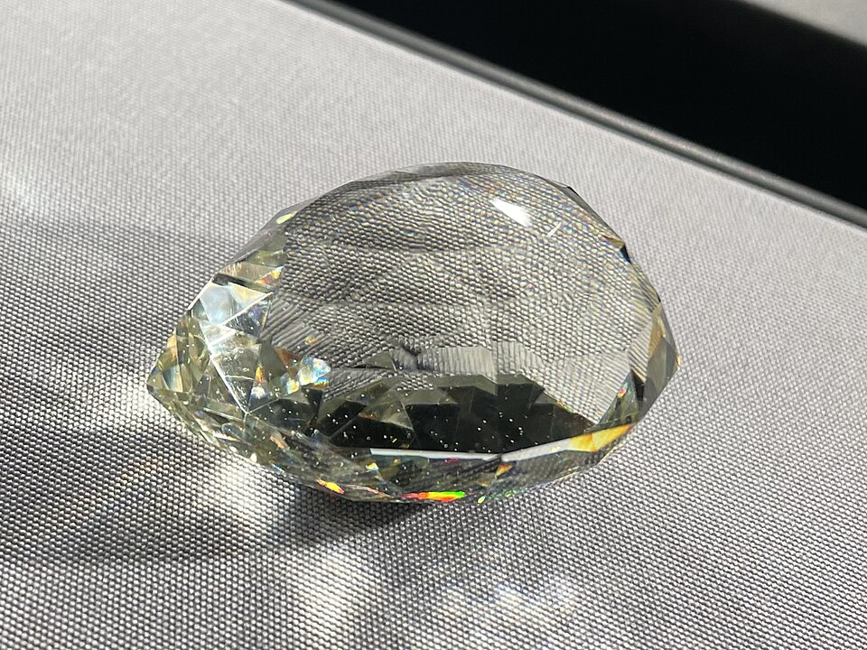 Glasreplik des Florentiner Diamanten. NHM Wien Inventarnummer Ay755
